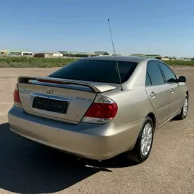 Toyota Camry 2005