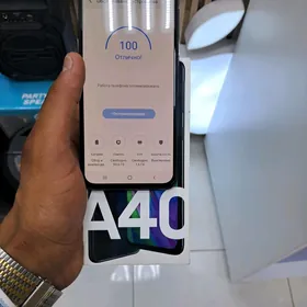 A40