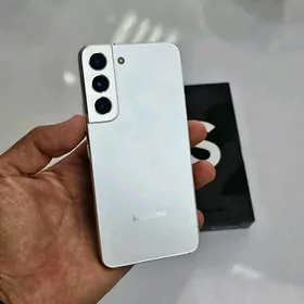 Samsung S22