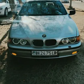 BMW E39 1999