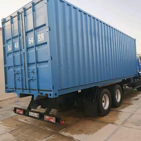 Kamaz 6520 2013