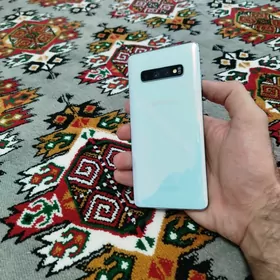Samsung s10+