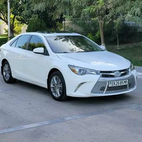 Toyota Camry 2016