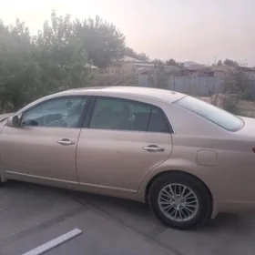 Toyota Avalon 2010