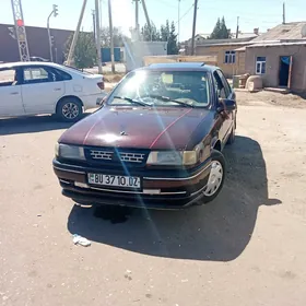 Opel Vectra 1989