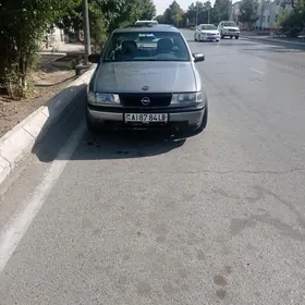 Opel Vectra 1992