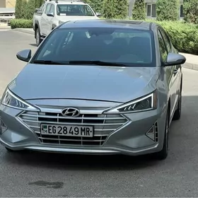 Hyundai Elantra 2020