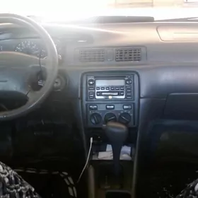 Toyota Camry 2001