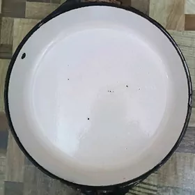 Чугунная сковородка