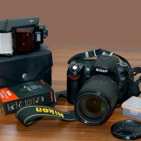 NIKON-D80
