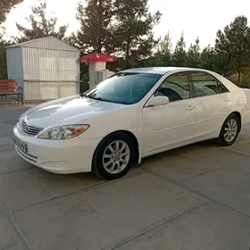 Toyota Camry 2004