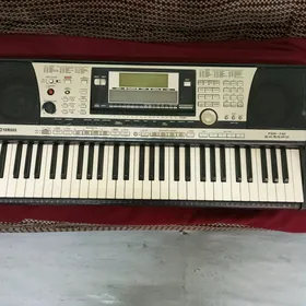 СИНТЕЗАТОР "YAMAHA PSR-740"