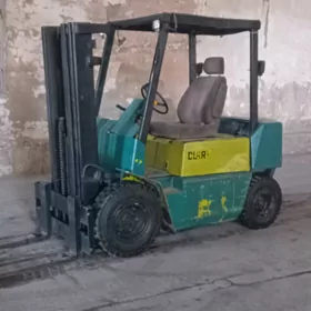 Kara Forklift 2013