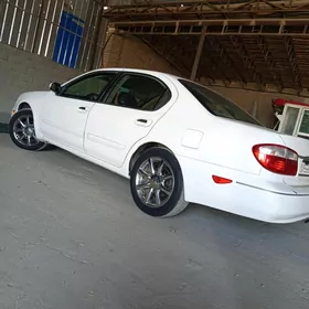 Infiniti I30 2000