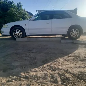 Toyota Camry 2000