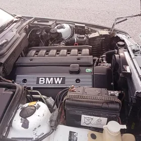 BMW E34 1992