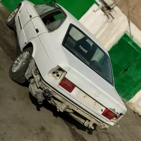 Kuzow bmw e34