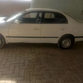 Toyota Corona 1995