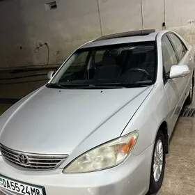 Toyota Camry 2004