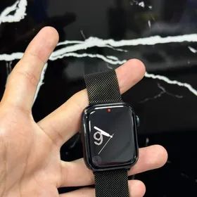 Apple watch 9
