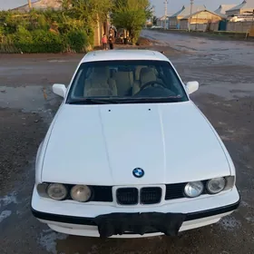 BMW 525 1989