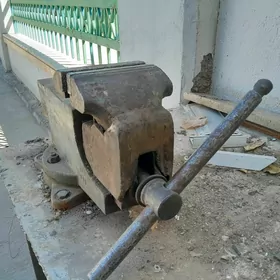 taski uli