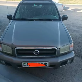 Nissan Pathfinder 2002