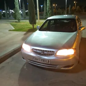 Nissan Altima 2001