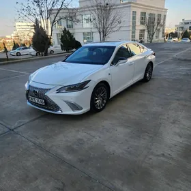 Lexus ES 350 2019