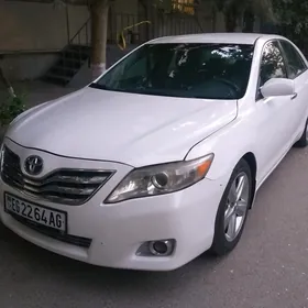 Toyota Camry 2011