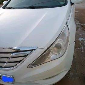 Hyundai Sonata 2012