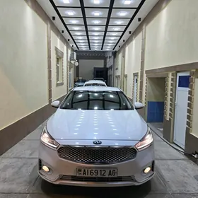 Kia Cadenza 2017