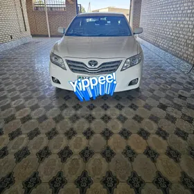 Toyota Camry 2011