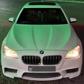 BMW F10 M5 2010