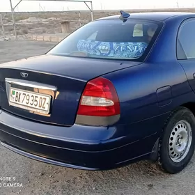 Daewoo Nubira 2000