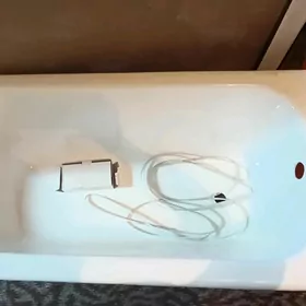 ванна чугунная