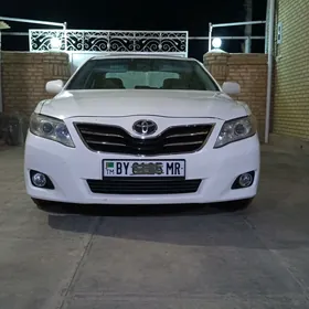 Toyota Camry 2010
