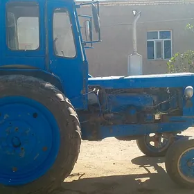 MTZ T-28 1990