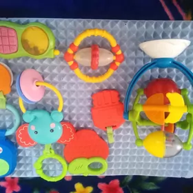 Игрушки