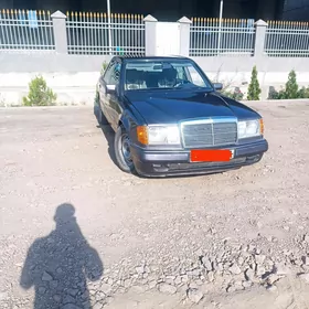 Mercedes-Benz 190E 1993