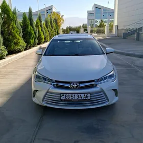 Toyota Camry 2015