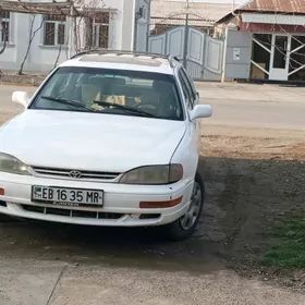 Toyota Camry 1993