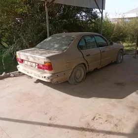 BMW 525 1992