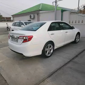 Toyota Camry 2013