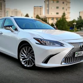 Lexus ES 350 2019
