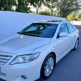Toyota Camry 2010