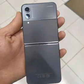 Samsung Flip4 8/128