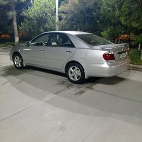 Toyota Camry 2003