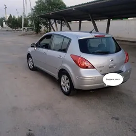 Nissan Versa 2010