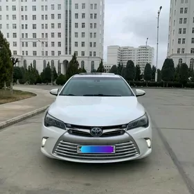 Toyota Camry 2017